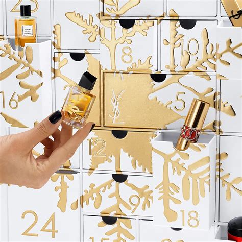 adventskalender von yves saint laurent|ysl christmas gift box.